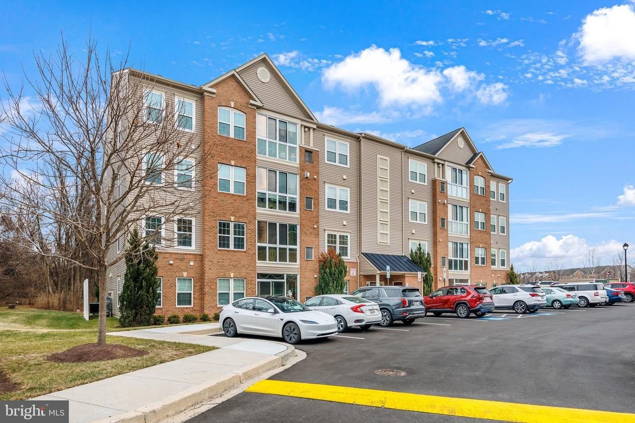 8390 Ice Crystal Dr Unit B #B - Photo 2 of 33