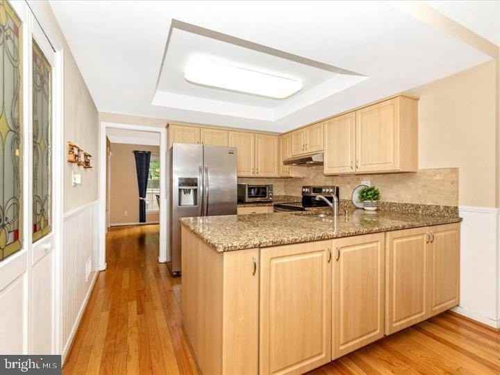 20105 Waringwood Way - Photo 5 of 39