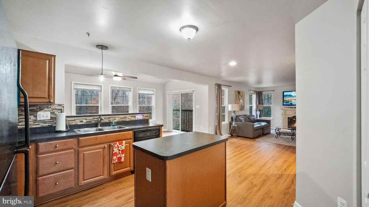 12100 Vintner Dr - Photo 7 of 28