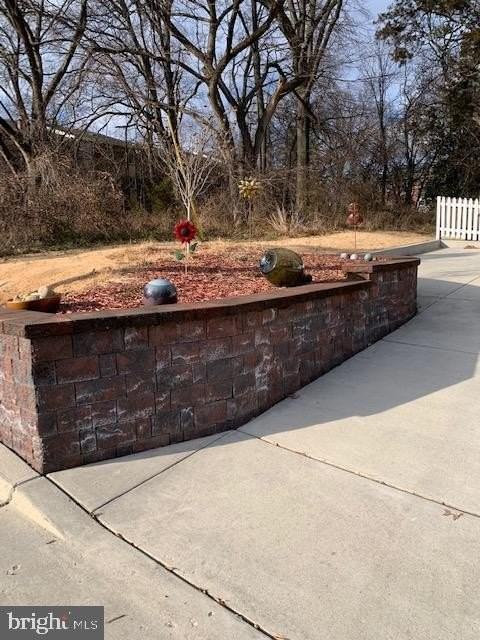 4718 Ruatan St - Photo 4 of 50