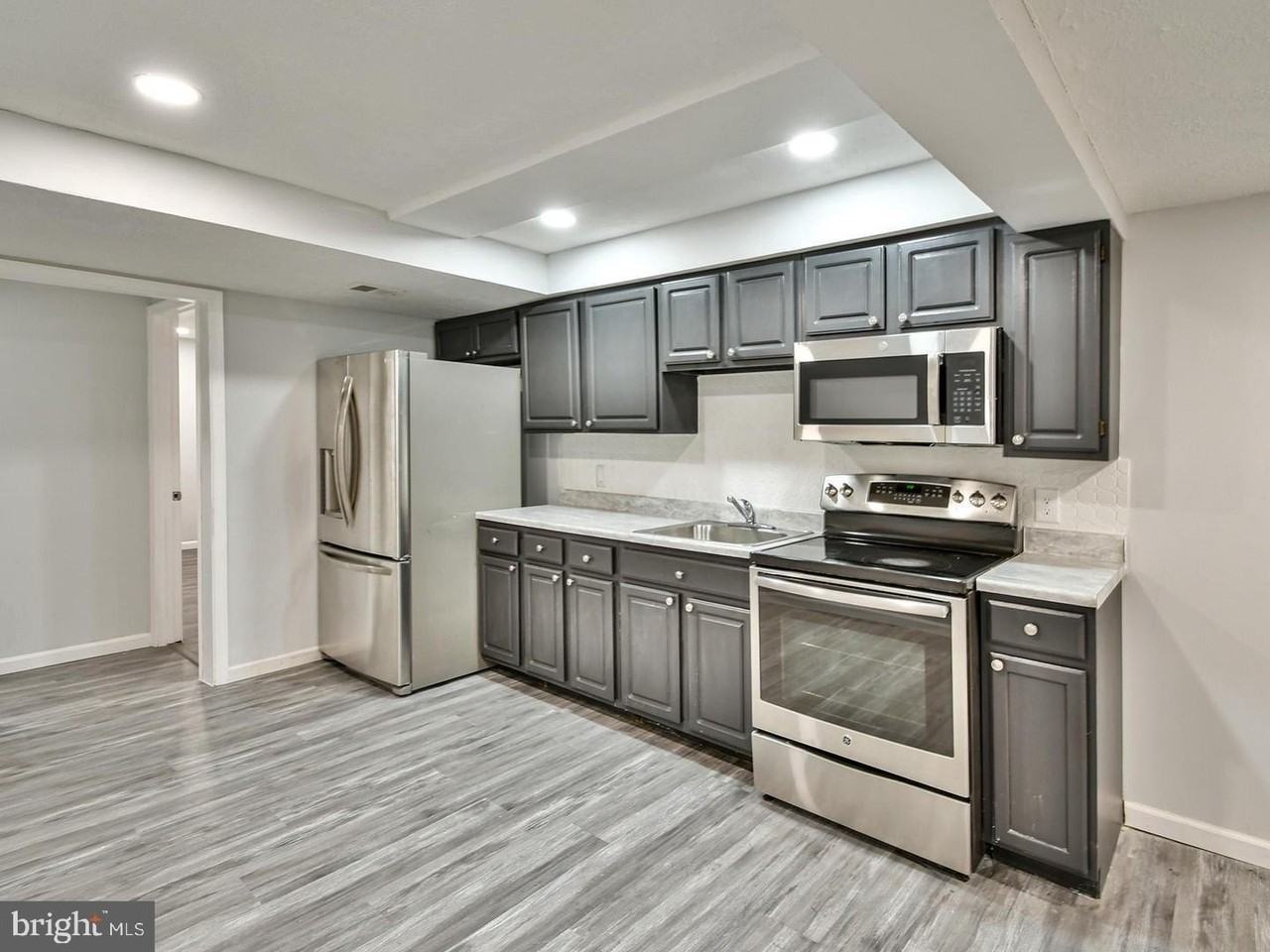 1203 Kings Heather Dr - Photo 3 of 14