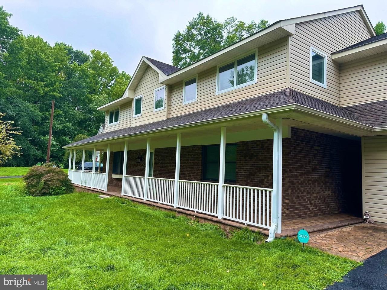 9 BEECHWOOD unit: Apt A #A - Photo 2 of 28