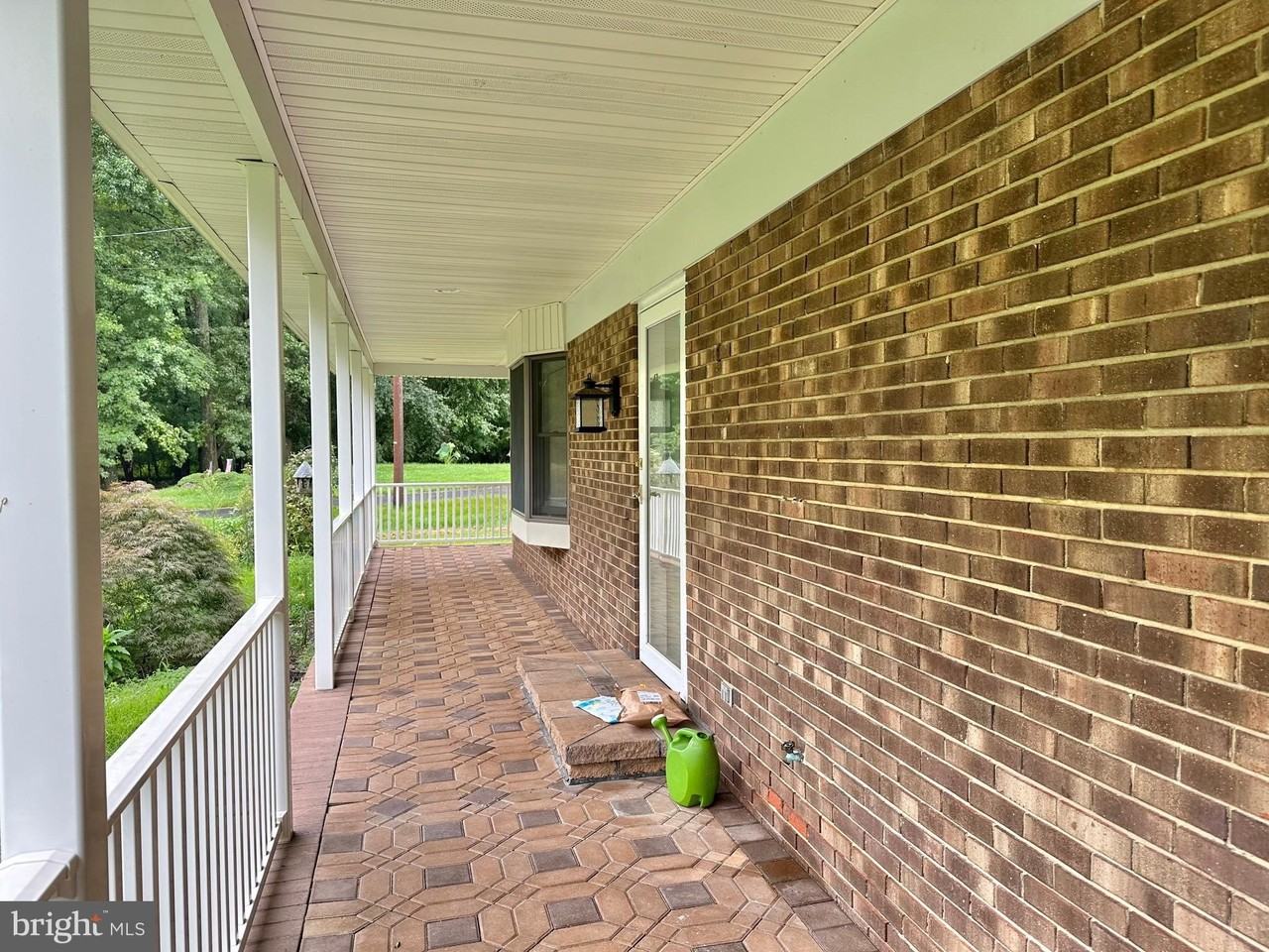 9 BEECHWOOD unit: Apt A #A - Photo 3 of 28