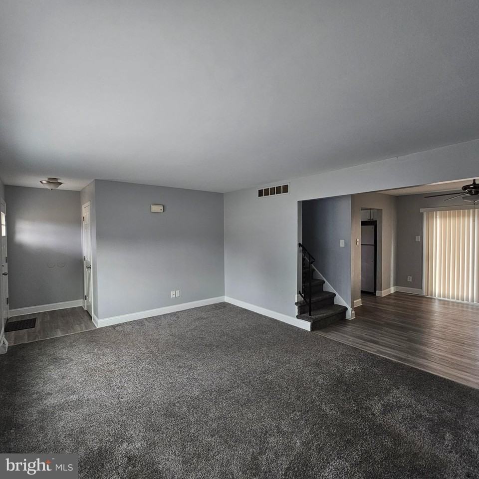 1565 S Main Rd - Photo 6 of 15