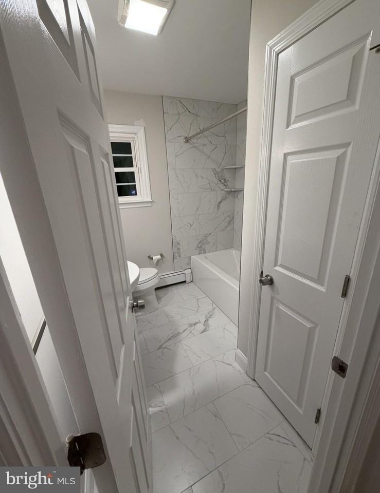 1002 Taunton Ave - Photo 6 of 7