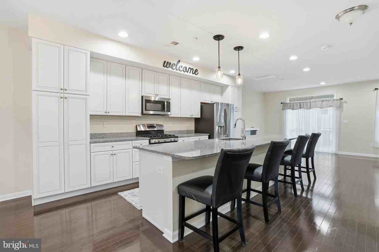 28130 Hickory Ln - Photo 6 of 29