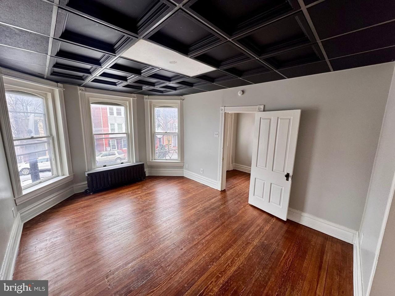 110 W Main St - Photo 6 of 10