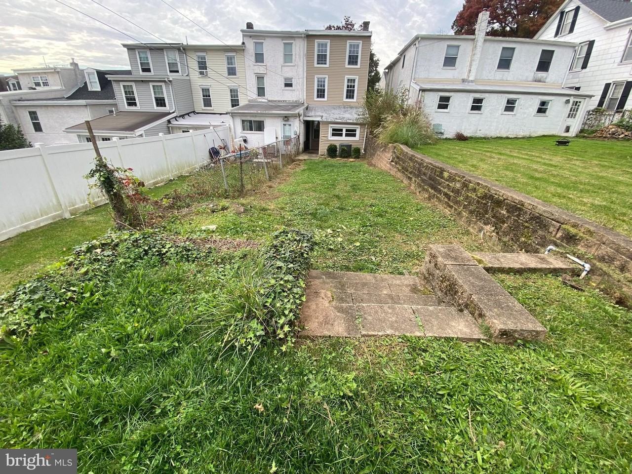 238 E 6th Ave - Photo 2 of 18