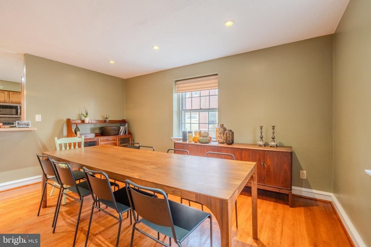 128 Henley Rd - Photo 6 of 44