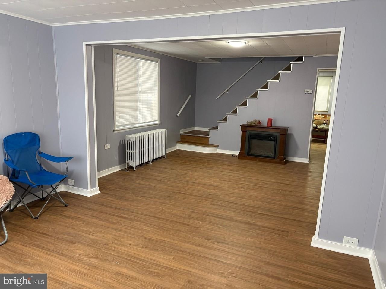 657 Pine Hill St - Photo 2 of 25