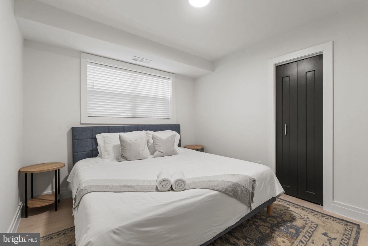 100 W Taylor Run Pkwy Apt 4 #4 - Photo 5 of 20