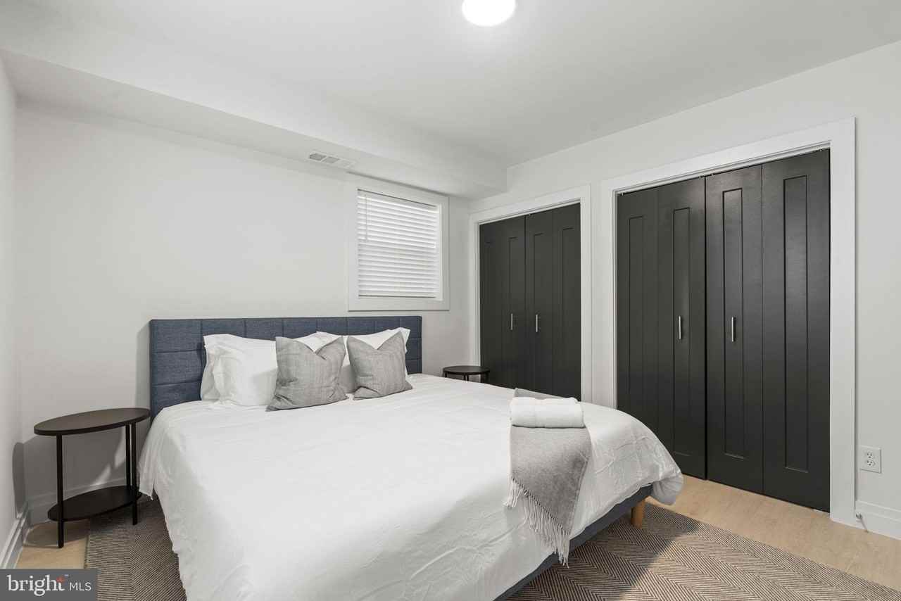 100 W Taylor Run Pkwy #8 - Photo 7 of 19