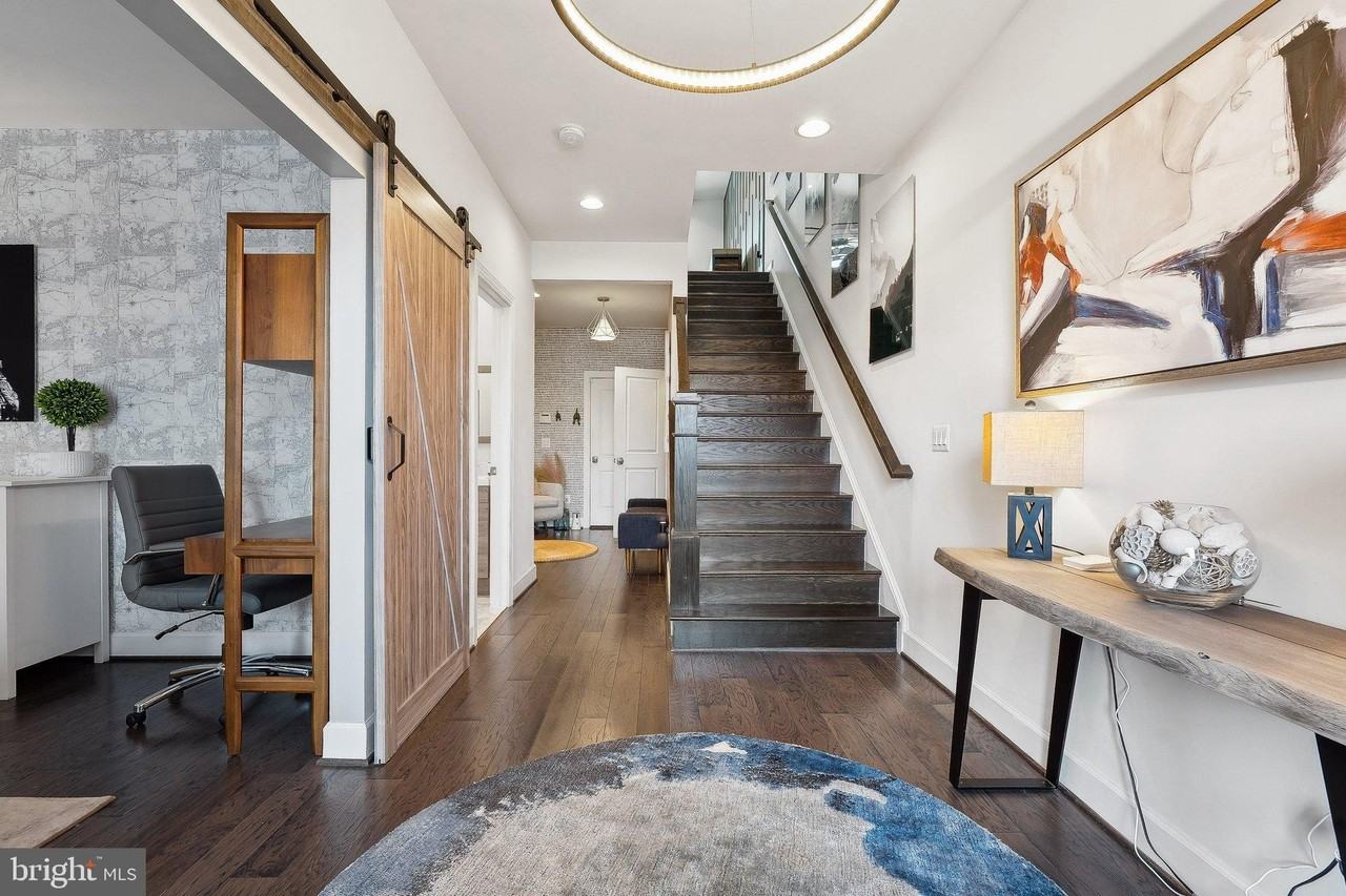 20386 Roslindale Dr - Photo 7 of 50