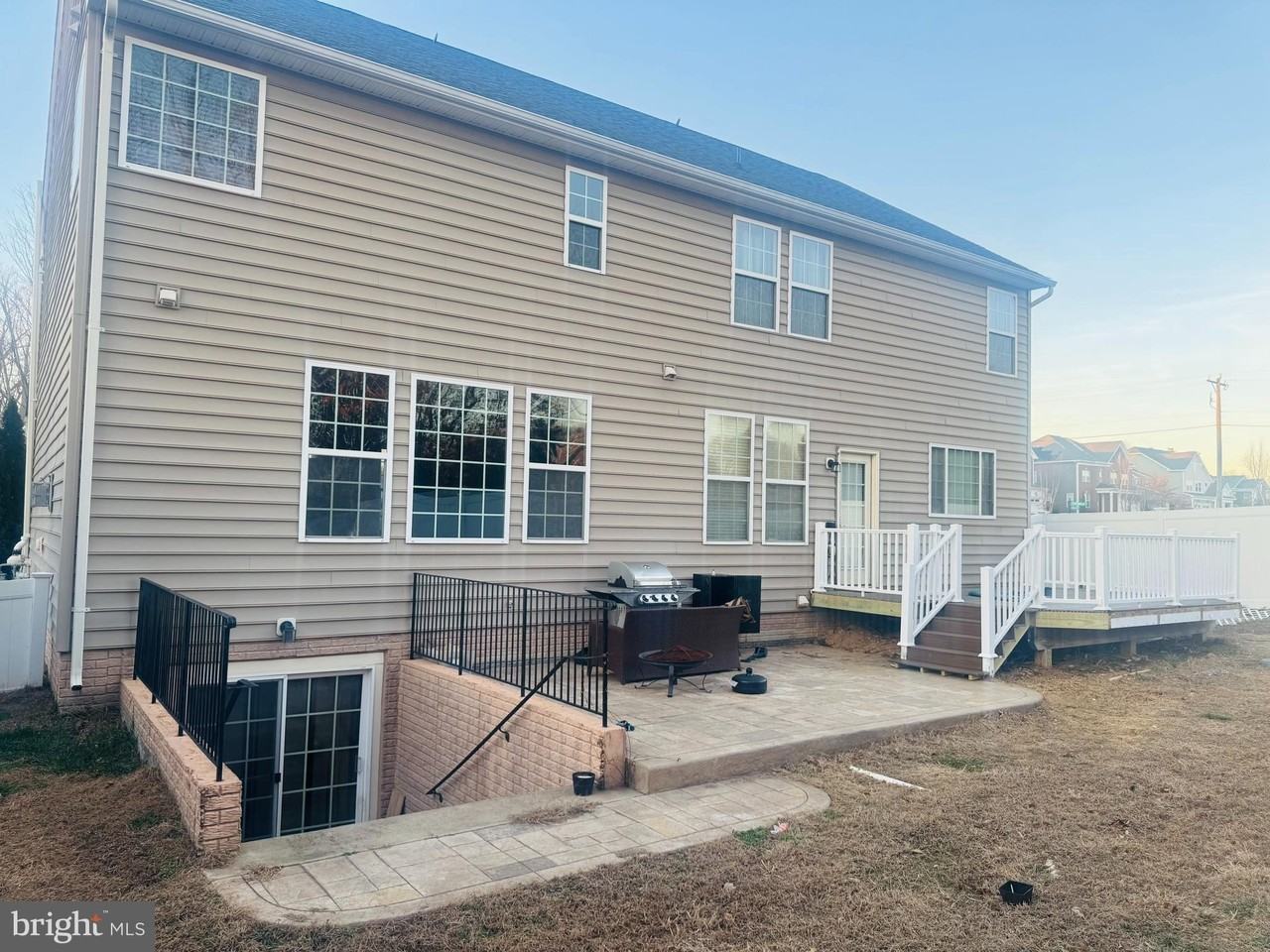 84 Wagoneers Ln - Photo 3 of 50