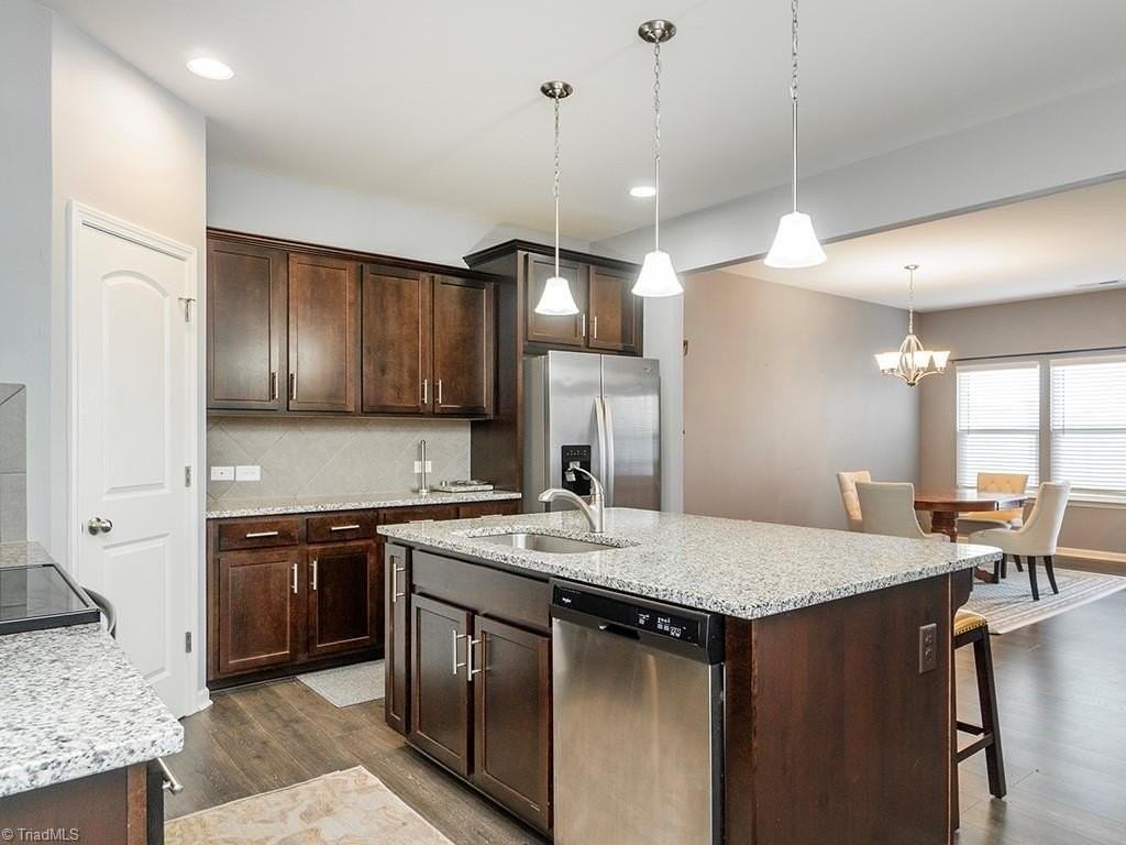 710 Wrenn Miller St - Photo 5 of 21