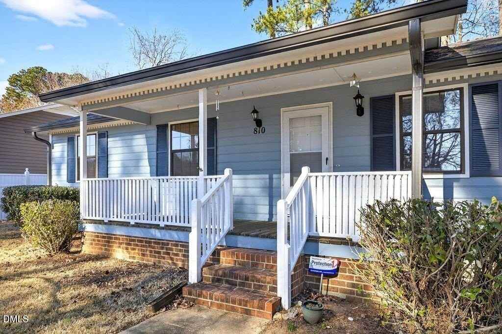 810 Wyldewood Rd - Photo 2 of 25