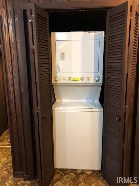 5953 E Liberty Dr - Photo 6 of 24