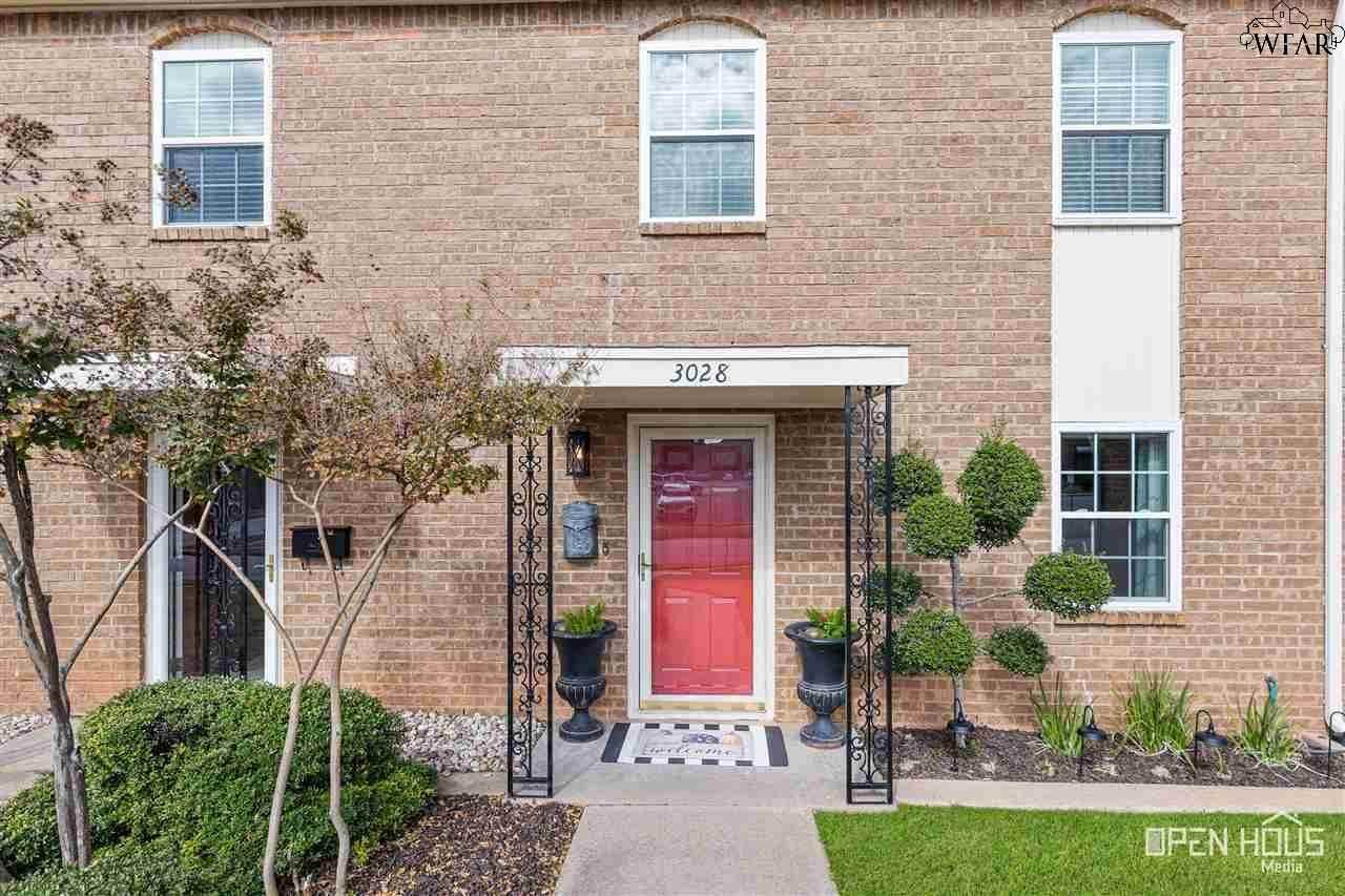 3028 Barrywood Dr - Photo 2 of 30