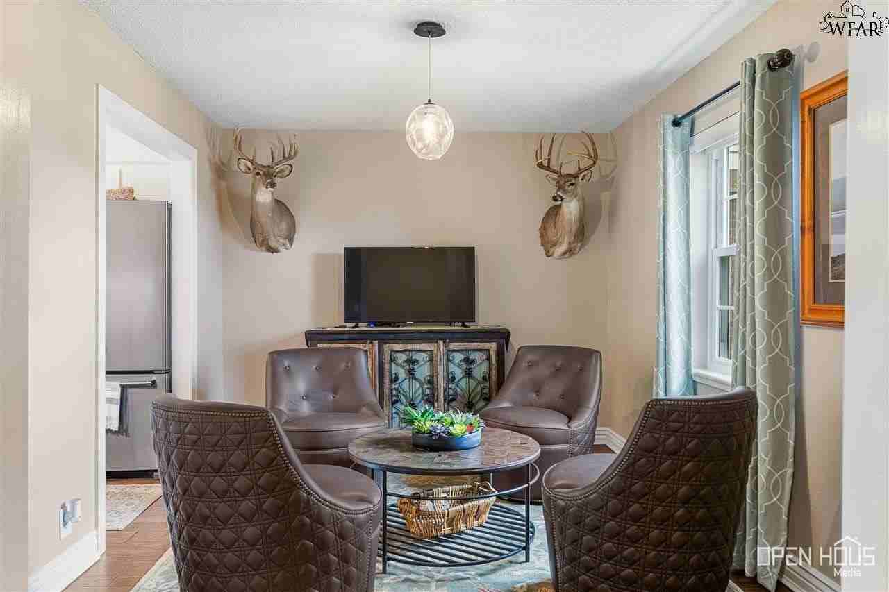 3028 Barrywood Dr - Photo 6 of 30