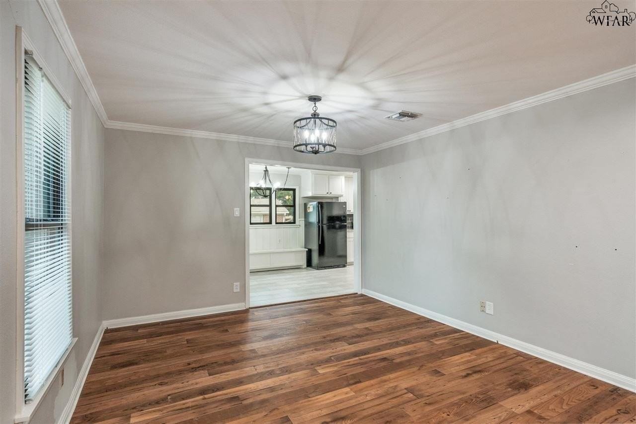 4704 Neta Ln - Photo 6 of 21