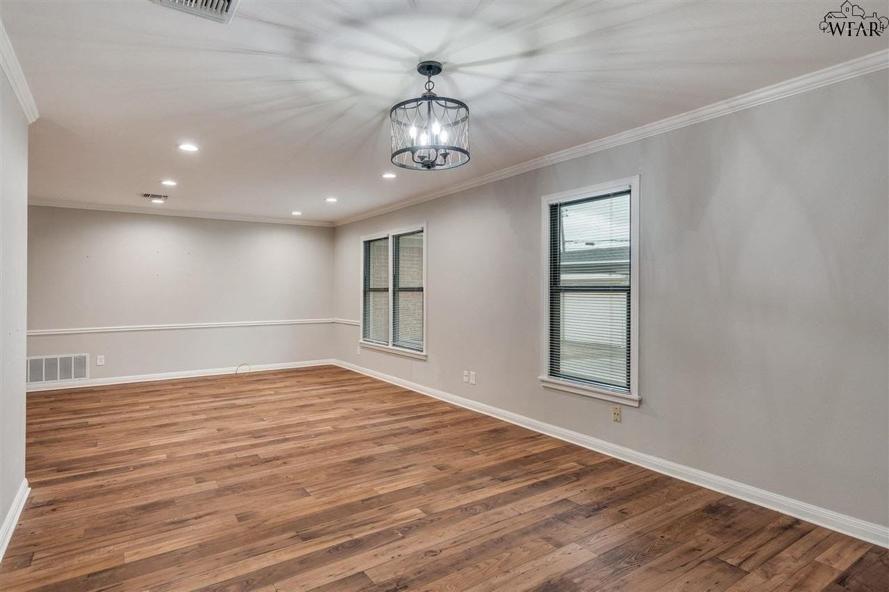 4704 Neta Ln - Photo 7 of 21