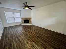 featured image of 4014 Boren Ave #B