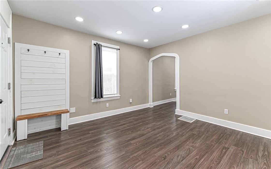 1014 Linden St - Photo 3 of 22