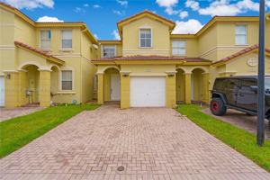 featured image of 8643 Nw 112th Pl #8643
