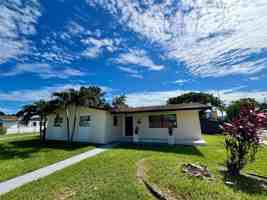 featured image of 11950 Sw 199th St #1