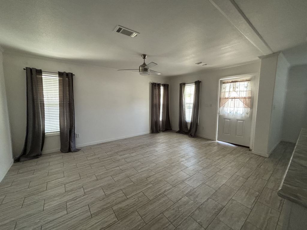 4 Harbor Cove Ct - Photo 2 of 21