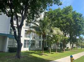 featured image of 17620 Atlantic Blvd #518