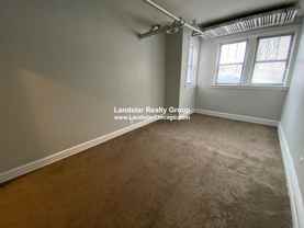 3224 N Karlov Ave #B - Photo 1 of 1