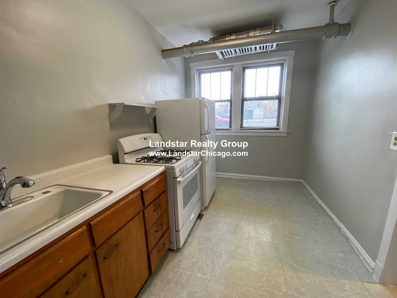 3224 N Karlov Ave #B - Photo 4 of 14