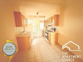 featured image of 4919 W Berteau Ave #1