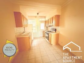 4919 W Berteau Ave #1 - Photo 1 of 1