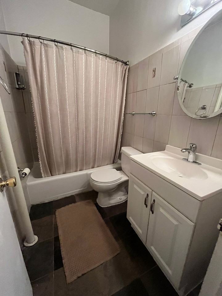 E 30th St & Park Ave S #4B - Photo 4 of 7