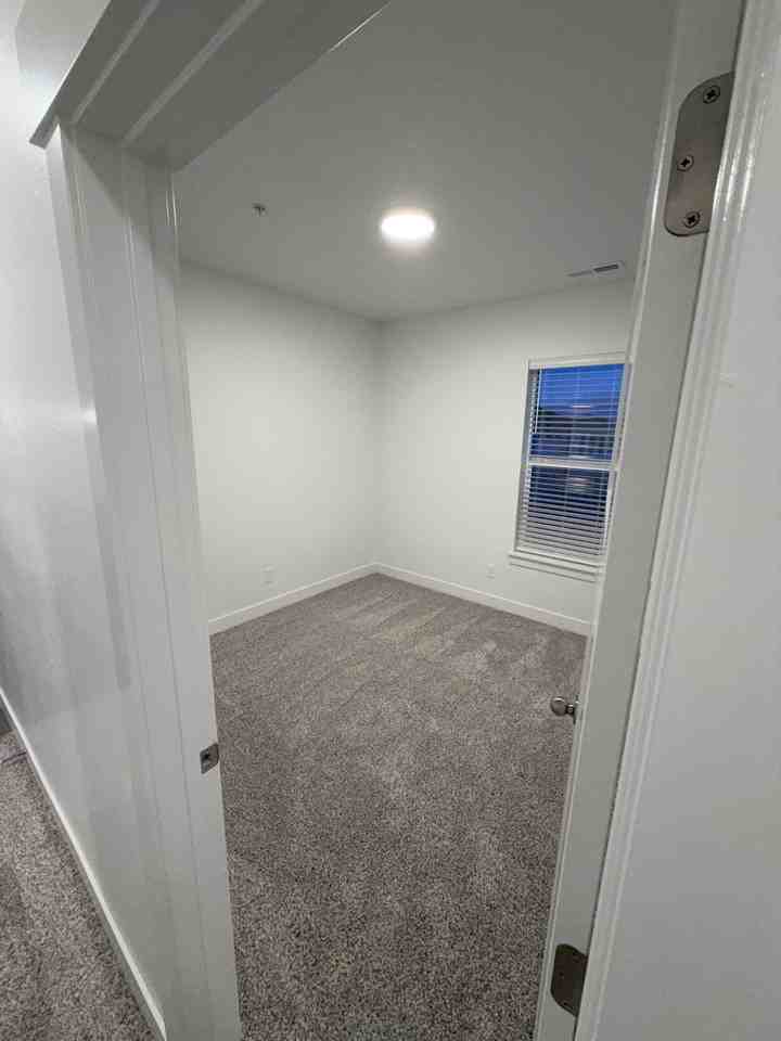 6454 W Pinnacle Peak Ln - Photo 7 of 20