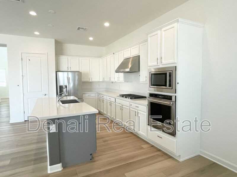 19772 W Exeter Blvd - Photo 6 of 29