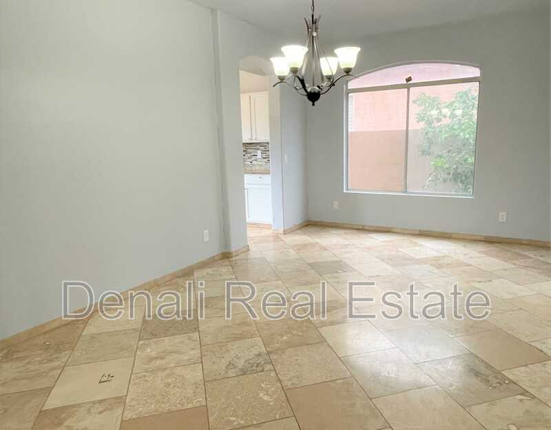 5164 W Ross Dr - Photo 4 of 28