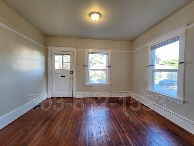 3958 N Albina Ave - Photo 5 of 20
