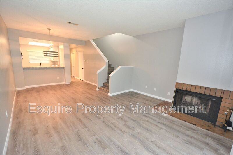 703 Arneill Rd - Photo 3 of 28