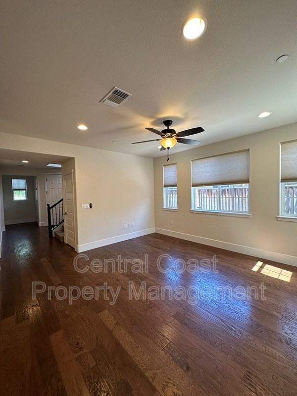 13538 Warren Ave - Photo 5 of 28