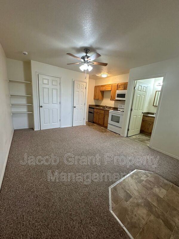 1378 Curlew Dr #230 - Photo 2 of 8
