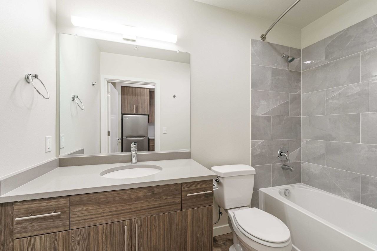 The Woods on Marquam Hill - Photo 6 of 50