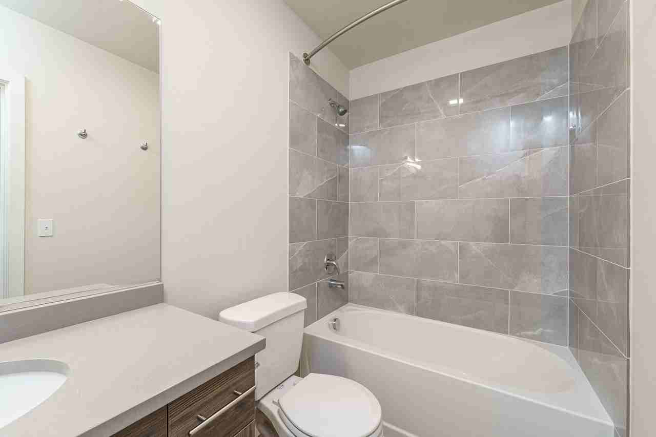 The Woods on Marquam Hill - Photo 7 of 50