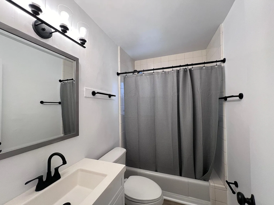 5279 E The Toledo ##2 - Photo 3 of 8