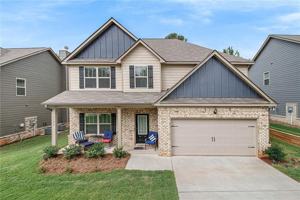 featured image of 1144 Hartwell Rd