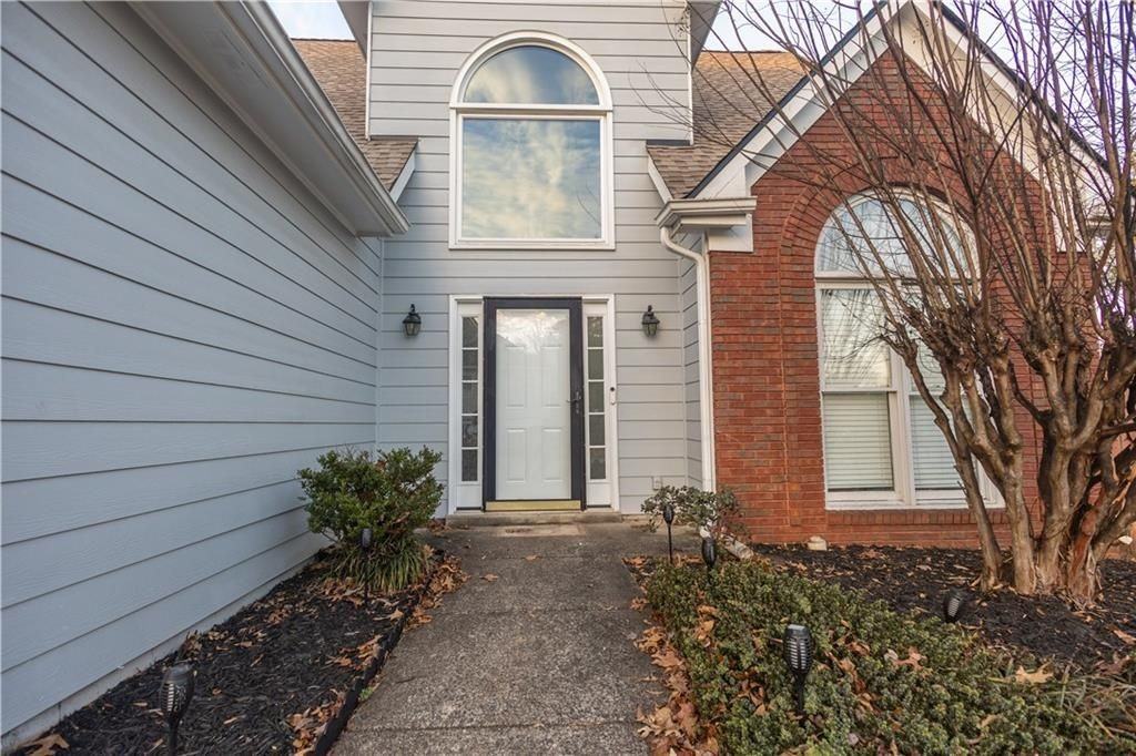 994 Brentmoor Ln Nw - Photo 3 of 28