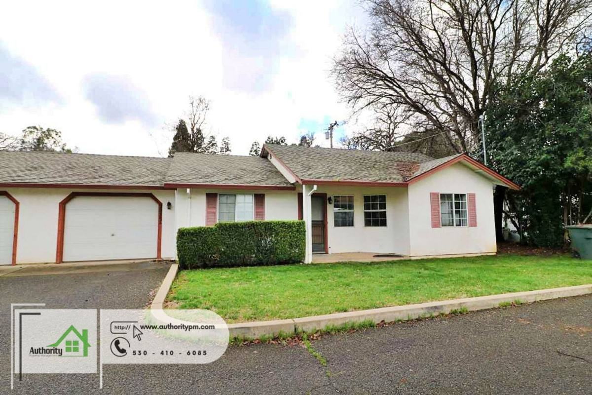 2875 Reservoir Ln #A - Photo 2 of 10