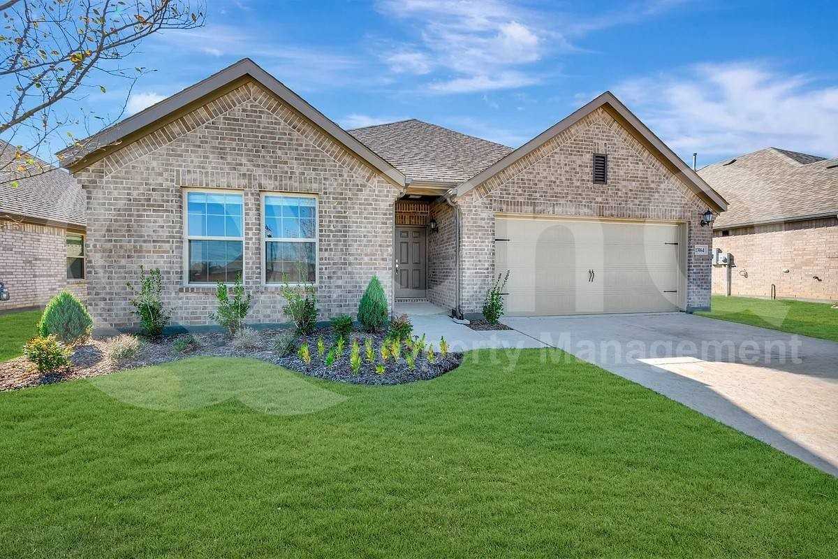 13064 Limestone St - Photo 2 of 10